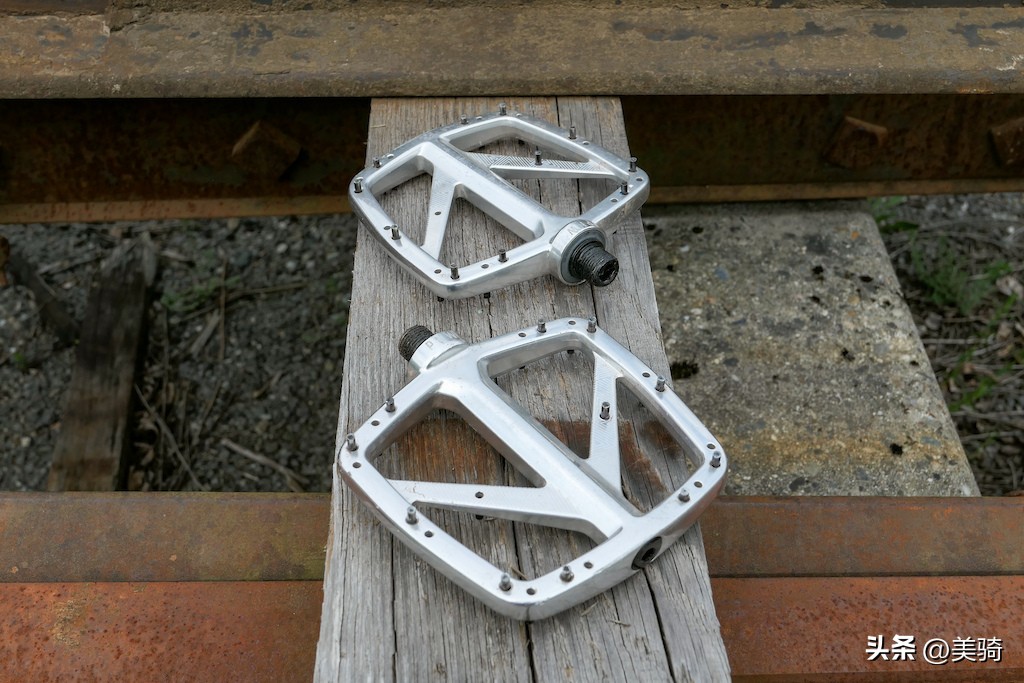 还担心选不到合适的平踏吗？14款优秀平踏的外媒全方位评测（上）