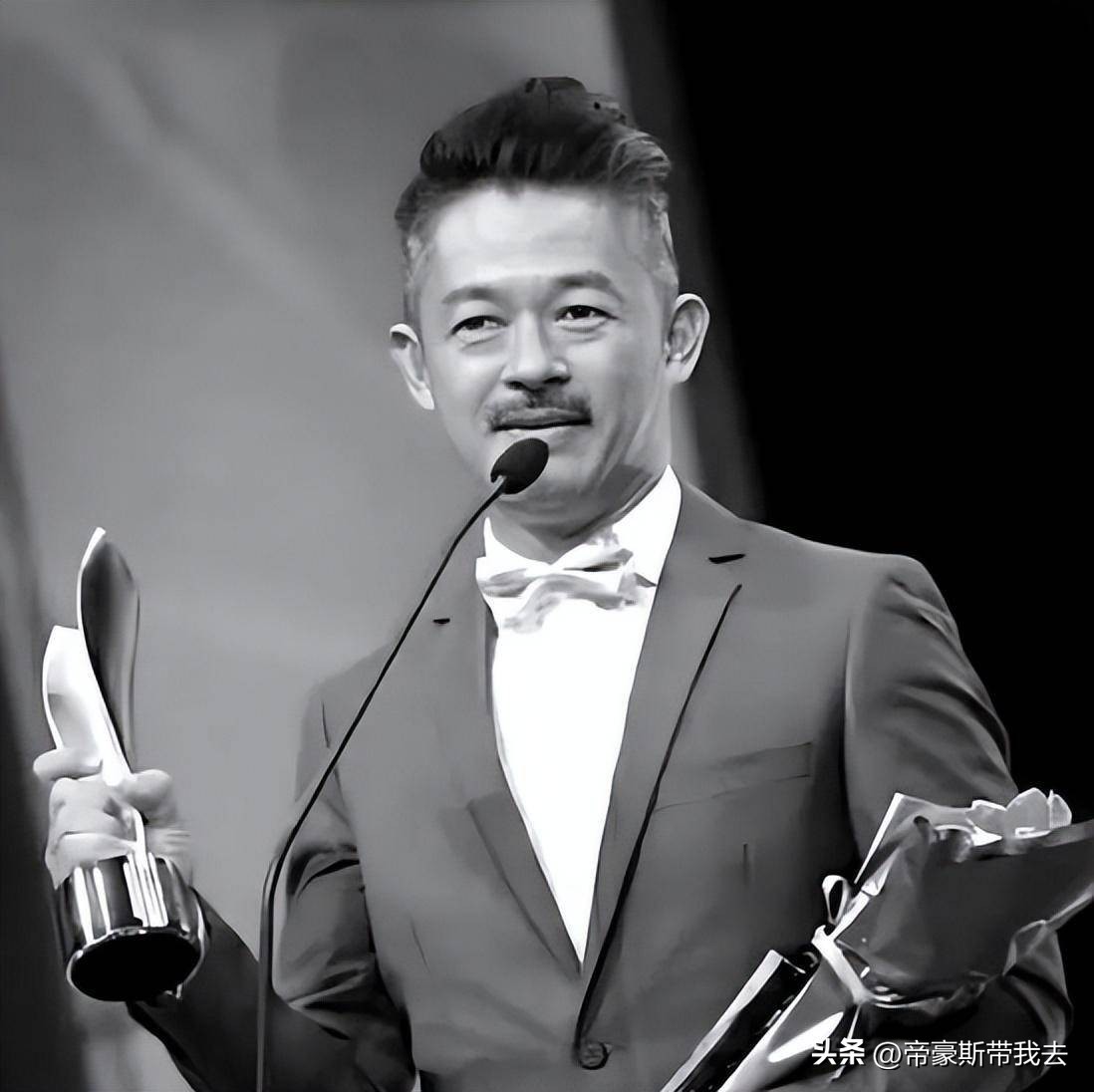 中国的演员·张咏华在登山时因心脏病突发去世