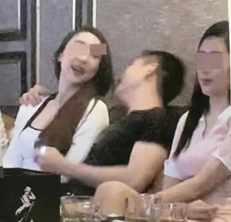 为什么小s的婚姻那么卑微,小s回应老公视频