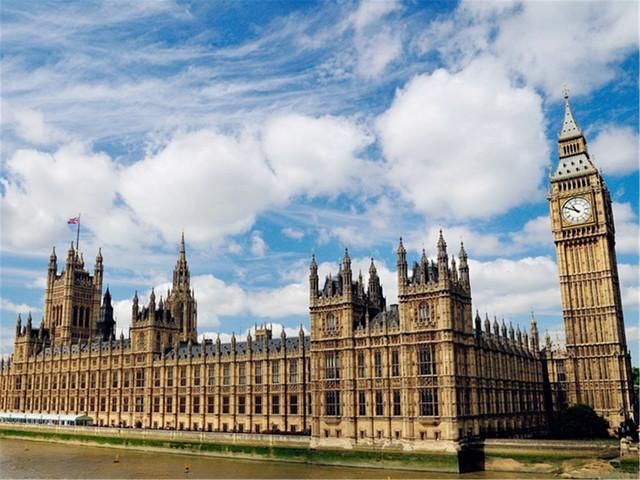 英国留学挂科几门会被劝退,英国留学读研挂科怎么办