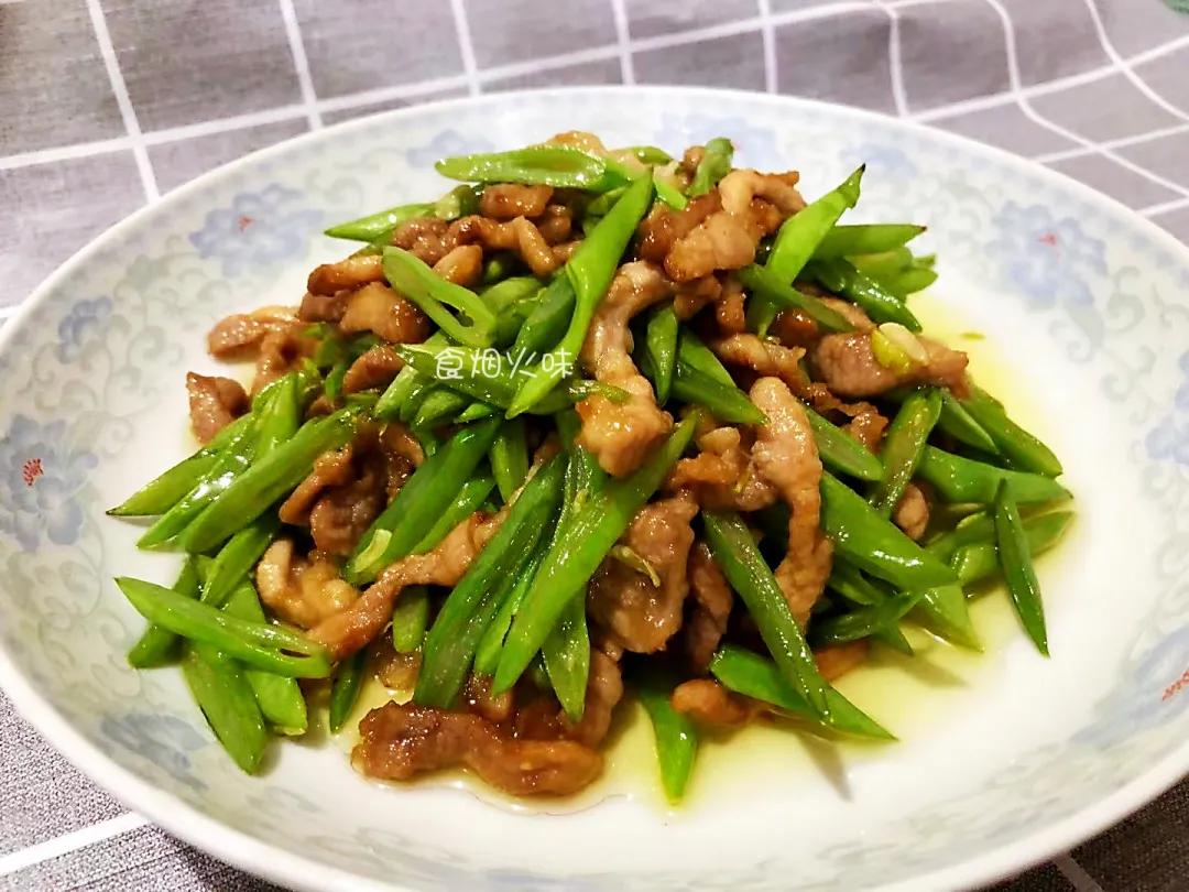 炒肉丝时，记住3点，忌加2样，炒出来的肉嫩滑爽口，不干不柴