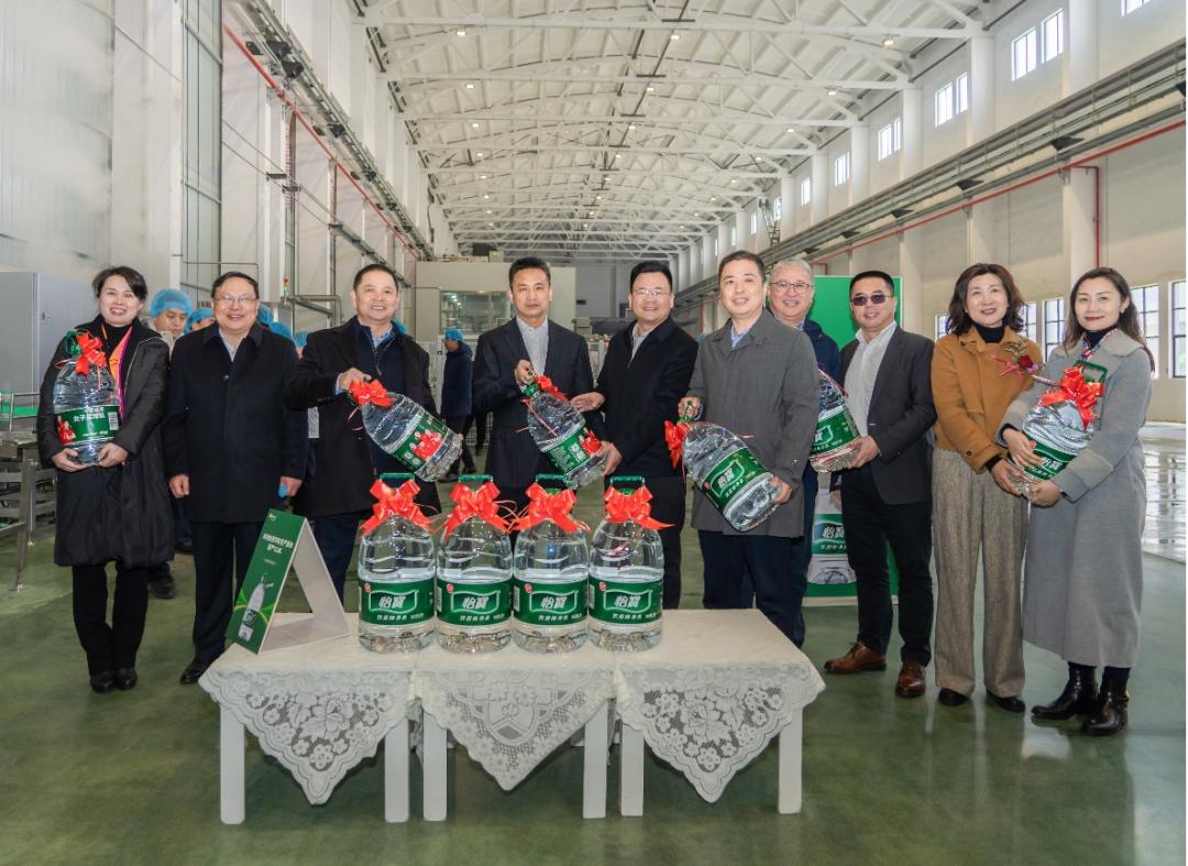 康师傅矿泉水怡宝农夫,康师傅农夫山泉百岁山