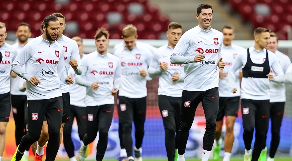 连续三次拿小组第三,连续三次保级,波兰国家队真是欧洲第一混子