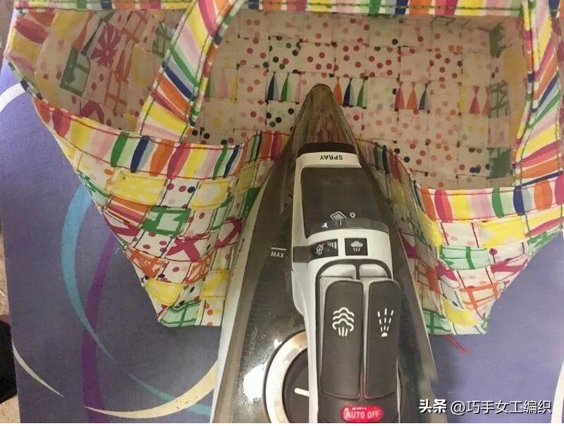 牛仔裤收纳神器改造,旧牛仔裤布条再利用的妙招