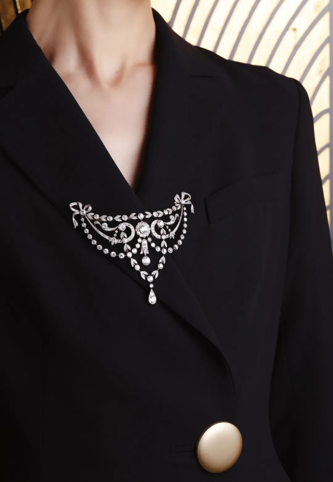 贵族帽女士,贵族皇冠怎样戴