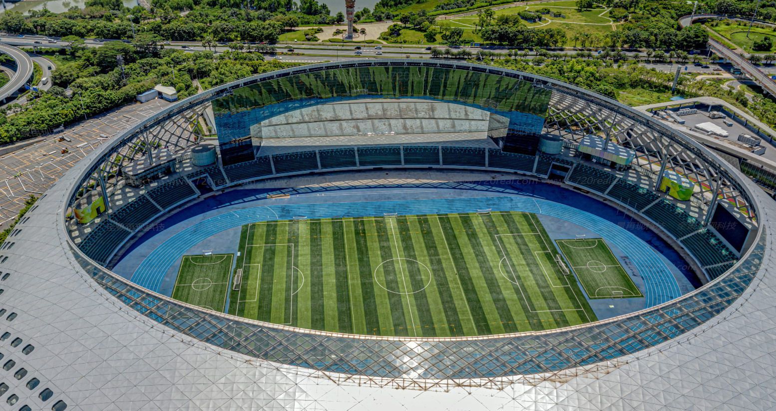 深圳湾体育中心拍照,高楼俯瞰深圳湾体育中心