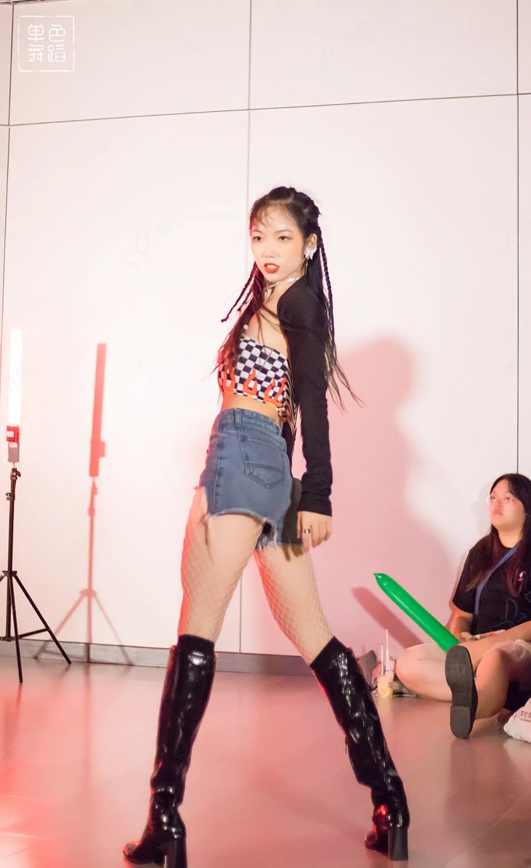 适合自己的舞鞋才是最好的舞鞋,不同舞种选择