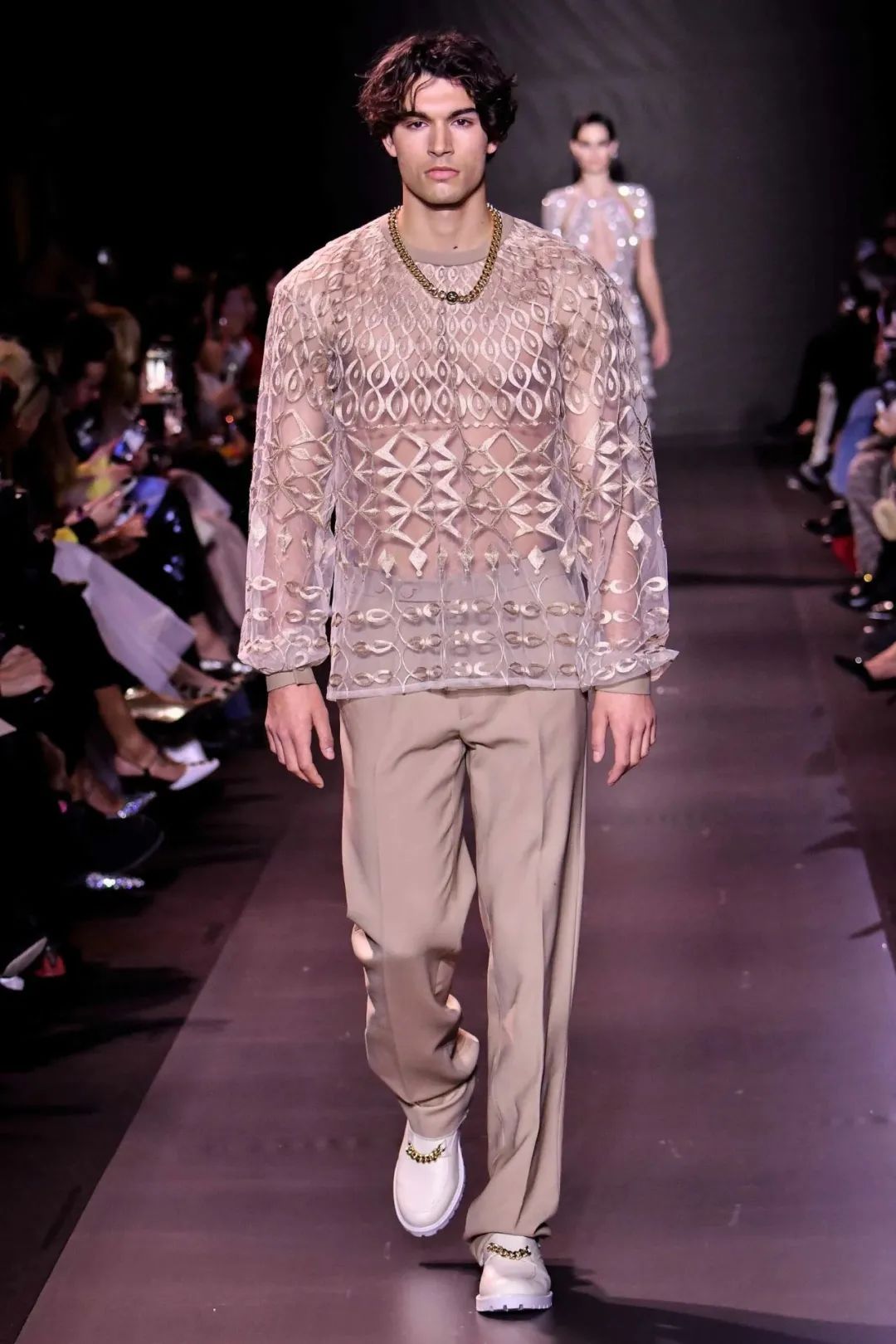 georgeshobeika2018时装秀完整版,georgeshobeika2018年的秀场