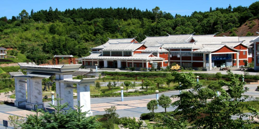 泉州到哈尔滨冰雕攻略,泉州德化冰墩墩