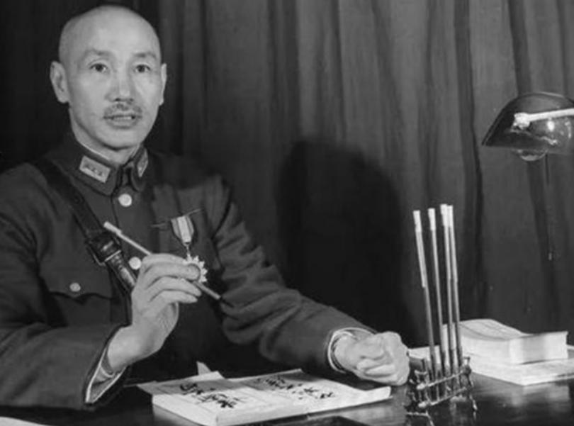 1953年人口普查，一干部奢侈行为被群众举报，竟是杀害杨虎城凶手