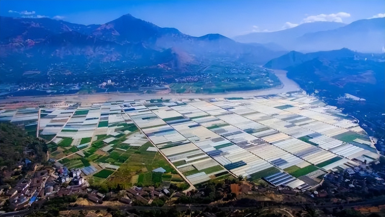 二等座最低264元，昆明⇌成都只需7小时！新成昆铁路12月26日全线贯通运营