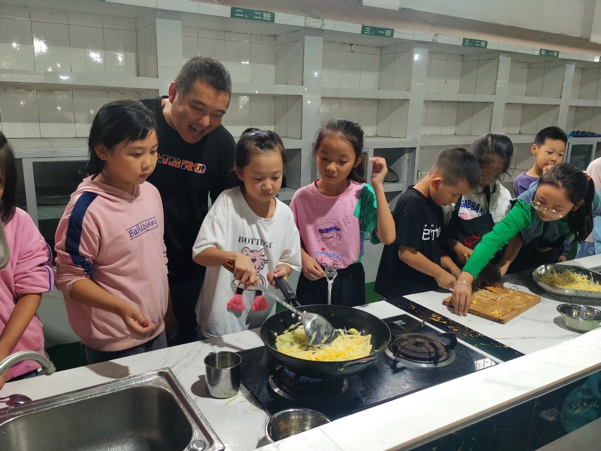 绵阳桑枣小学怎么样,四川省绵阳市小学生课后服务