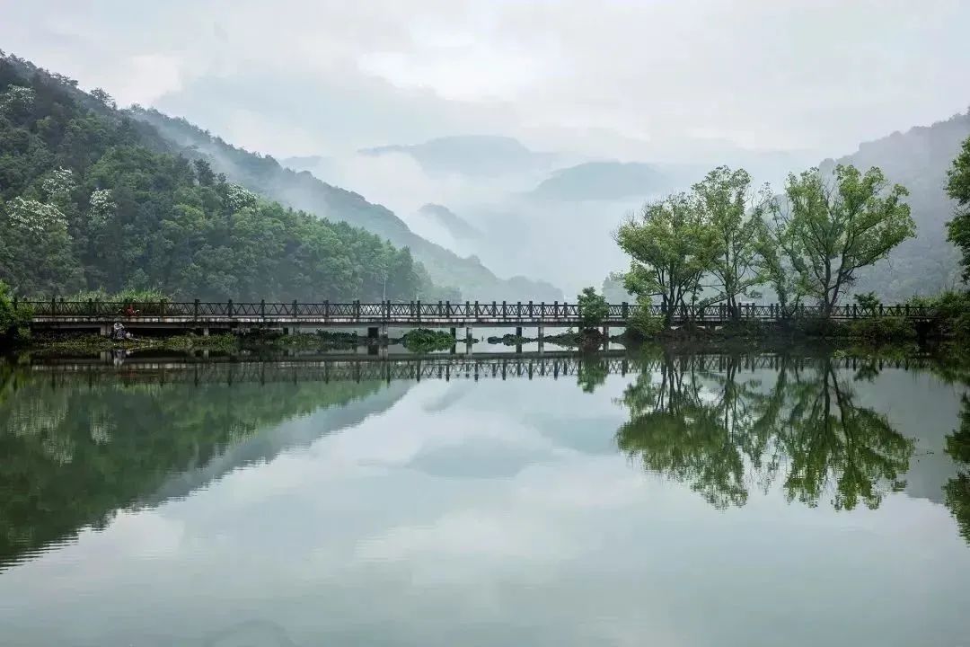云雾缭绕人间仙境富春山居图,富春山居图旅游
