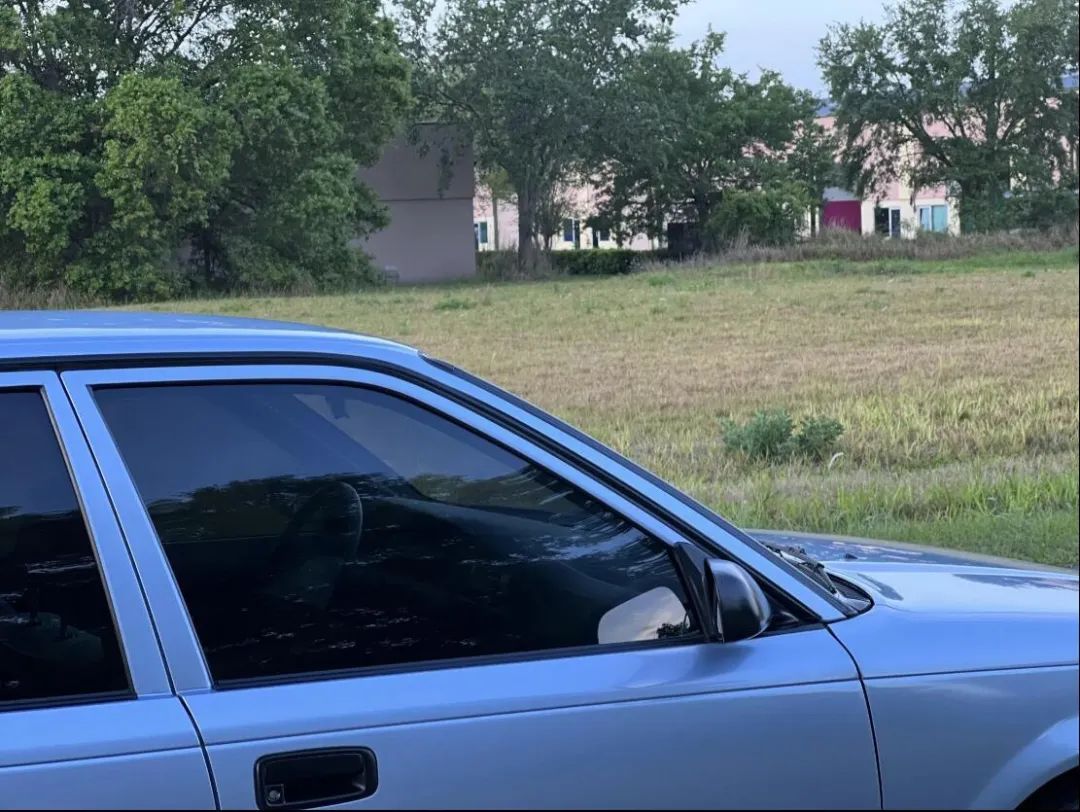 进口01款丰田花冠,大众和捷达车标区别