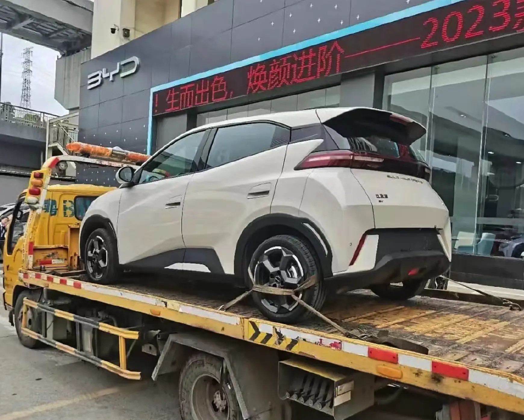 比亚迪秦plusdmi998落地价,比亚迪即将上市的新车型4.7秒破百