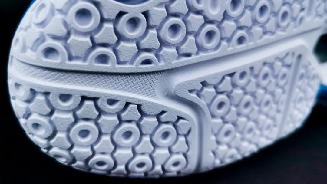 A930首测丨全面类战靴再升级，稳中求快占得先机