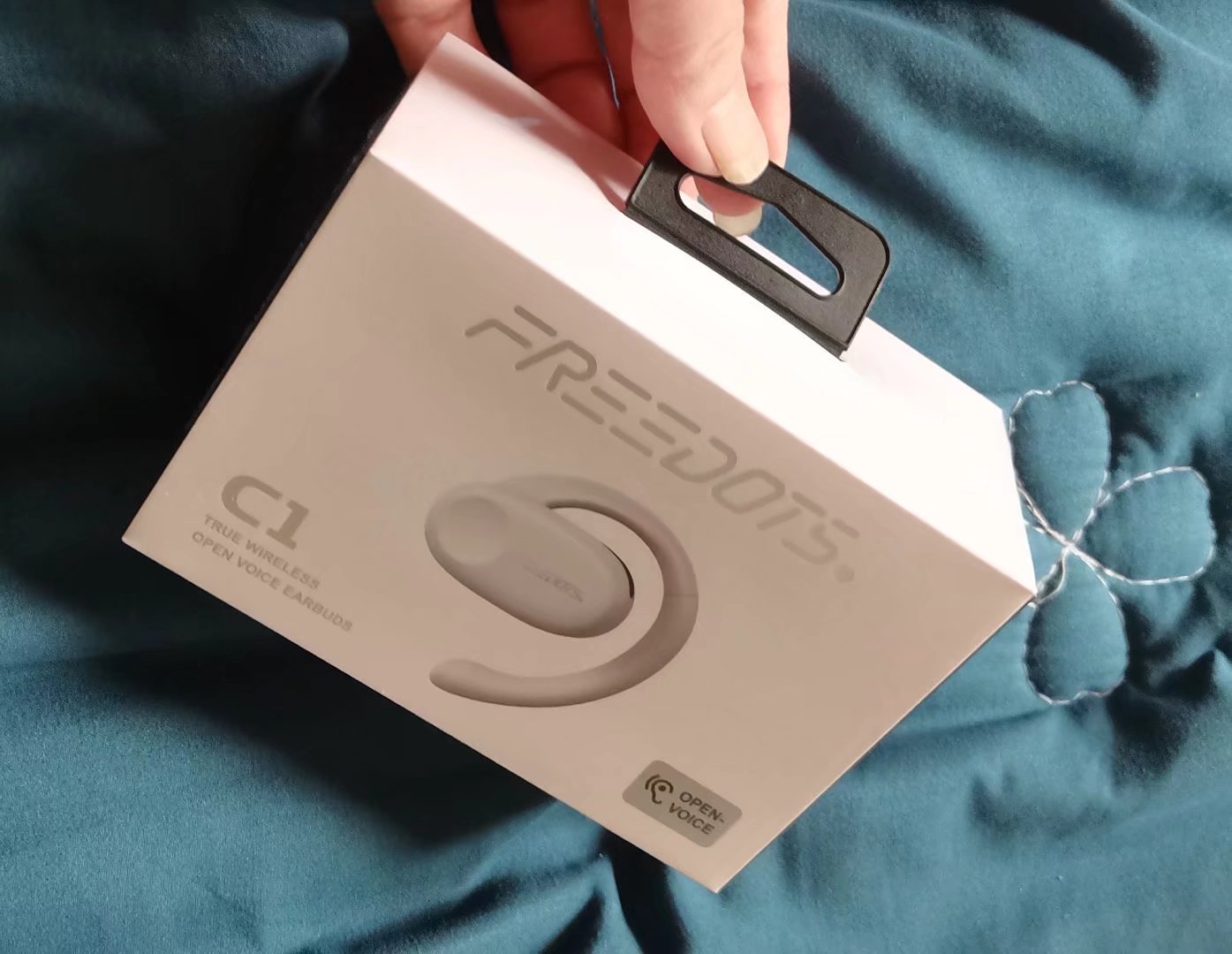 FREEDOTS蓝牙耳机,freedots耳机如何