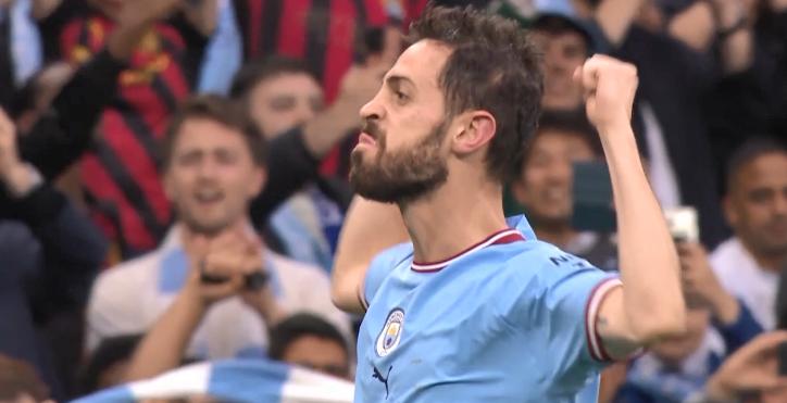 b席任意球破门沃克鼓掌,b席2分钟进球