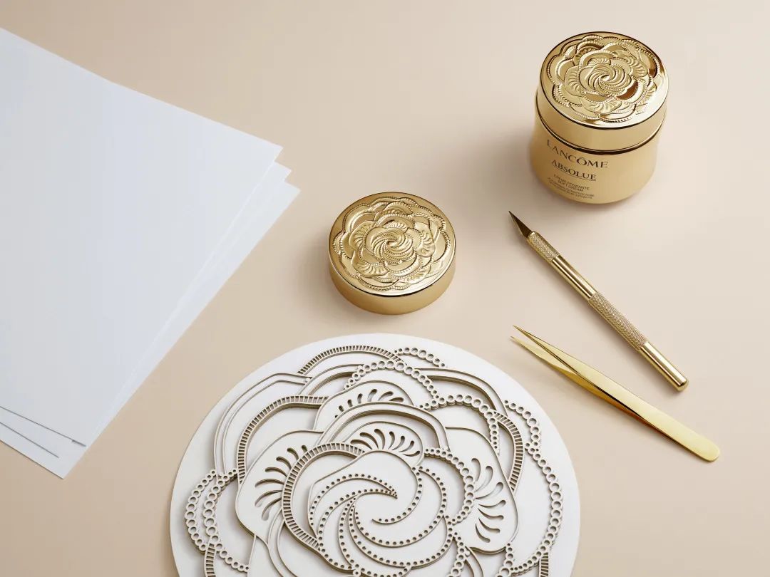 看完就想买的节日季限定,又是白打工一年的概念