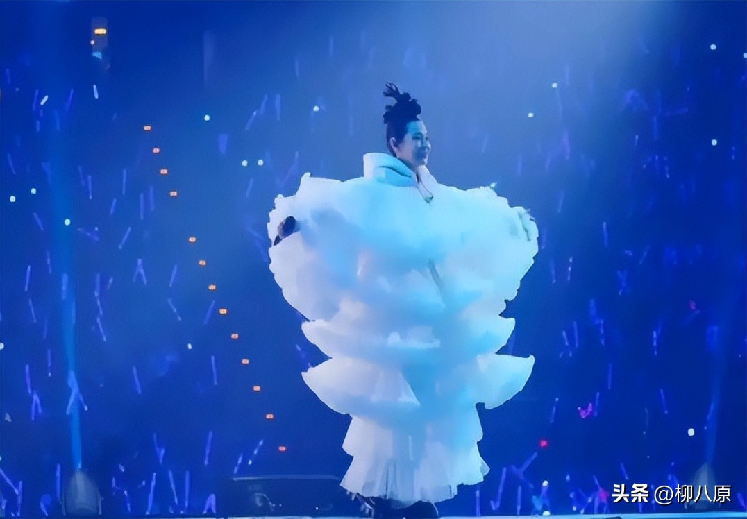 “消失”7年,一回归就是顶流,她已走上了女演员的另一条大路