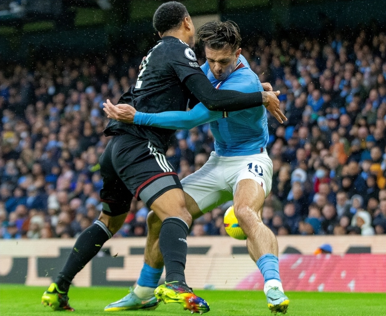 曼城3-1曼联赛后哈兰德,曼城1-1战平埃弗顿哈兰德被犯规