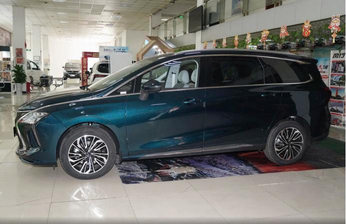 七座家用mpv游艇,风行mpv12款