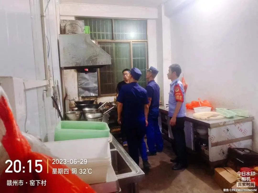 南康警方通报,赣州南康派出所出警真实照片