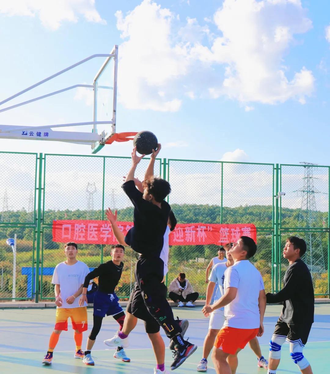 强强相遇巅峰对决,篮球赛的强强对决