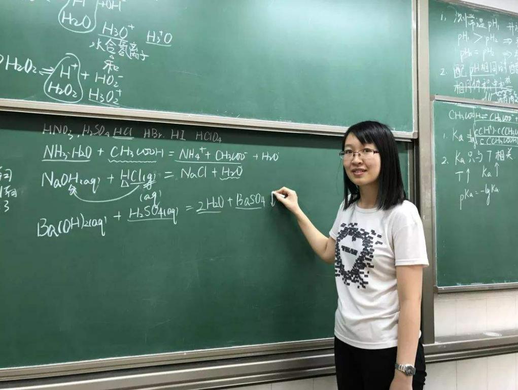 就业前景好适合女生报考的专业,适合女生报考又有前景的专业