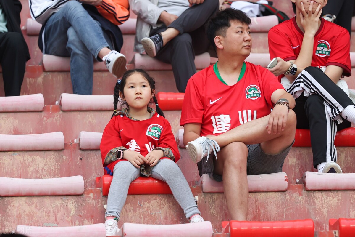 河南队中超联赛晚上直播吗,河南队中超主场