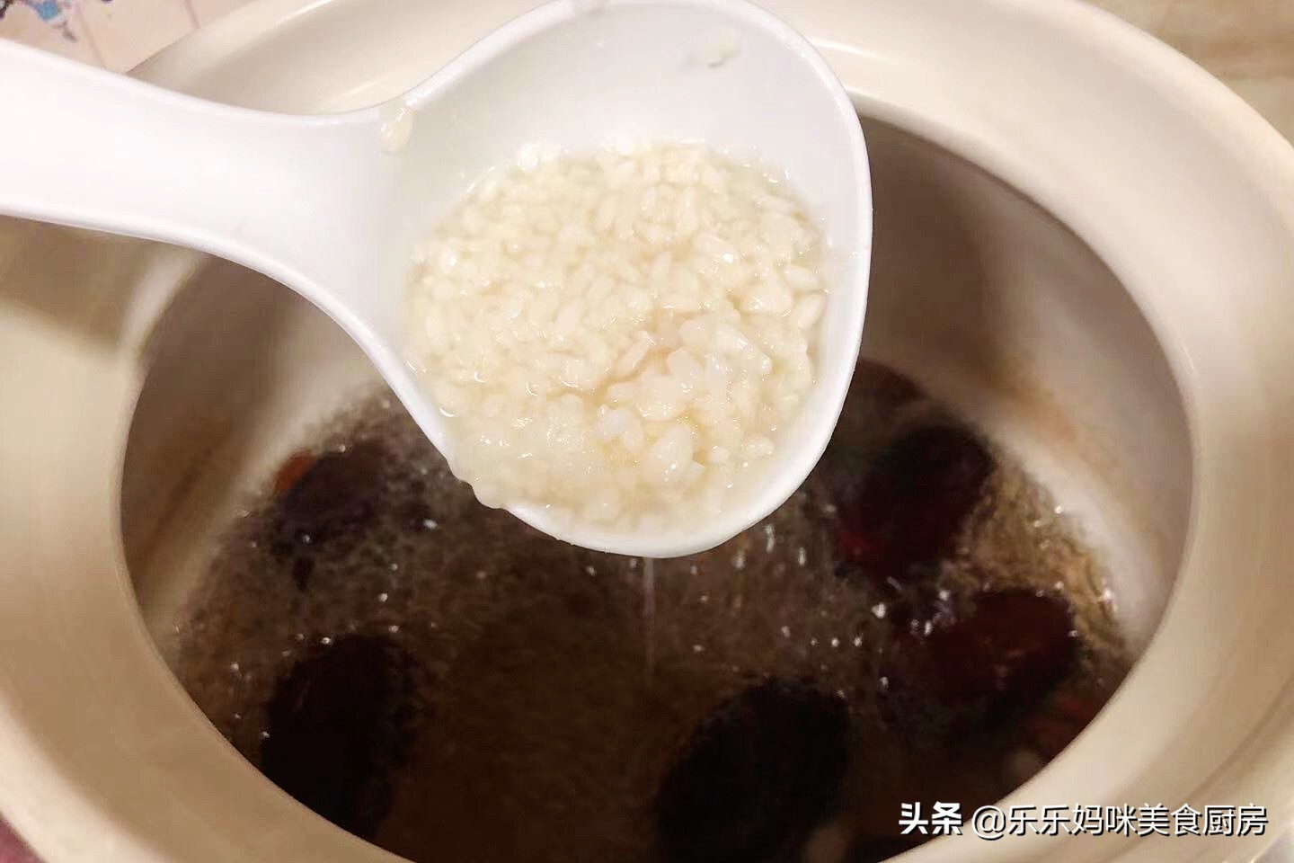 婴儿坐月子汤有哪些做法,教你在月子期间做几种简单的汤