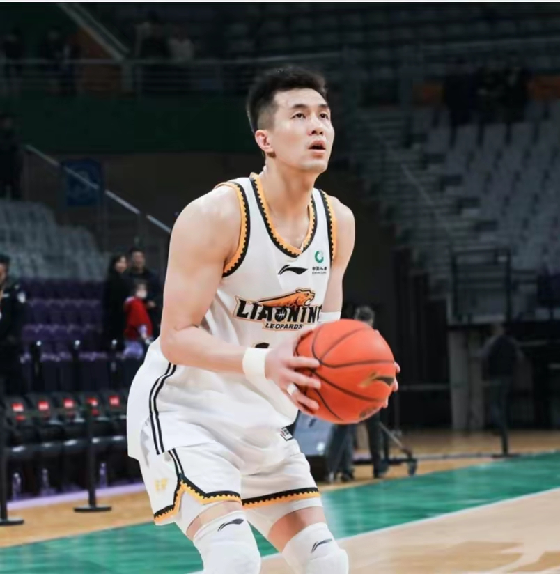 辽篮最新消息杨鸣,辽篮夺冠新闻发布会杨鸣发言