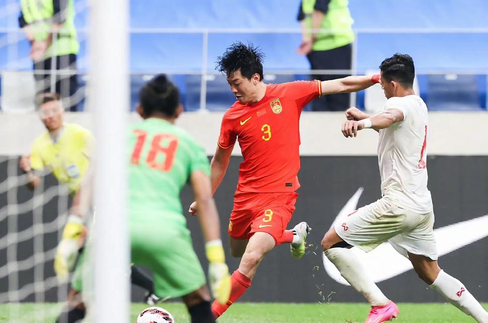 中国男足最新消息范志毅,中国男足vs泰国范志毅