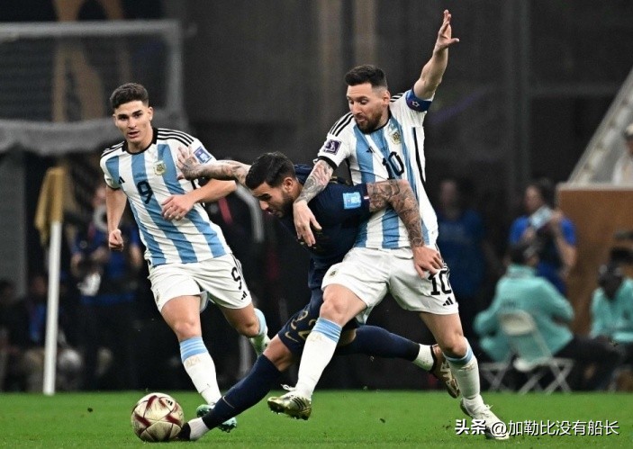 盘点足坛历史上最精彩的10世界波,集锦2019年世界足坛30大经典进球