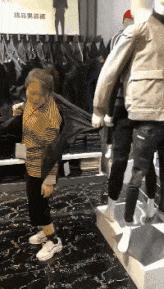 搞笑gif开心一刻这大概就是爱情吧,搞笑gif为了胜利我将不择手段