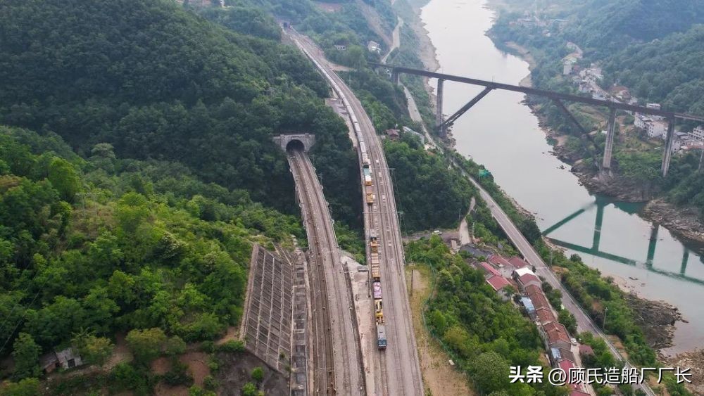 30年前杀警案真相,1983年革命烈士证明书