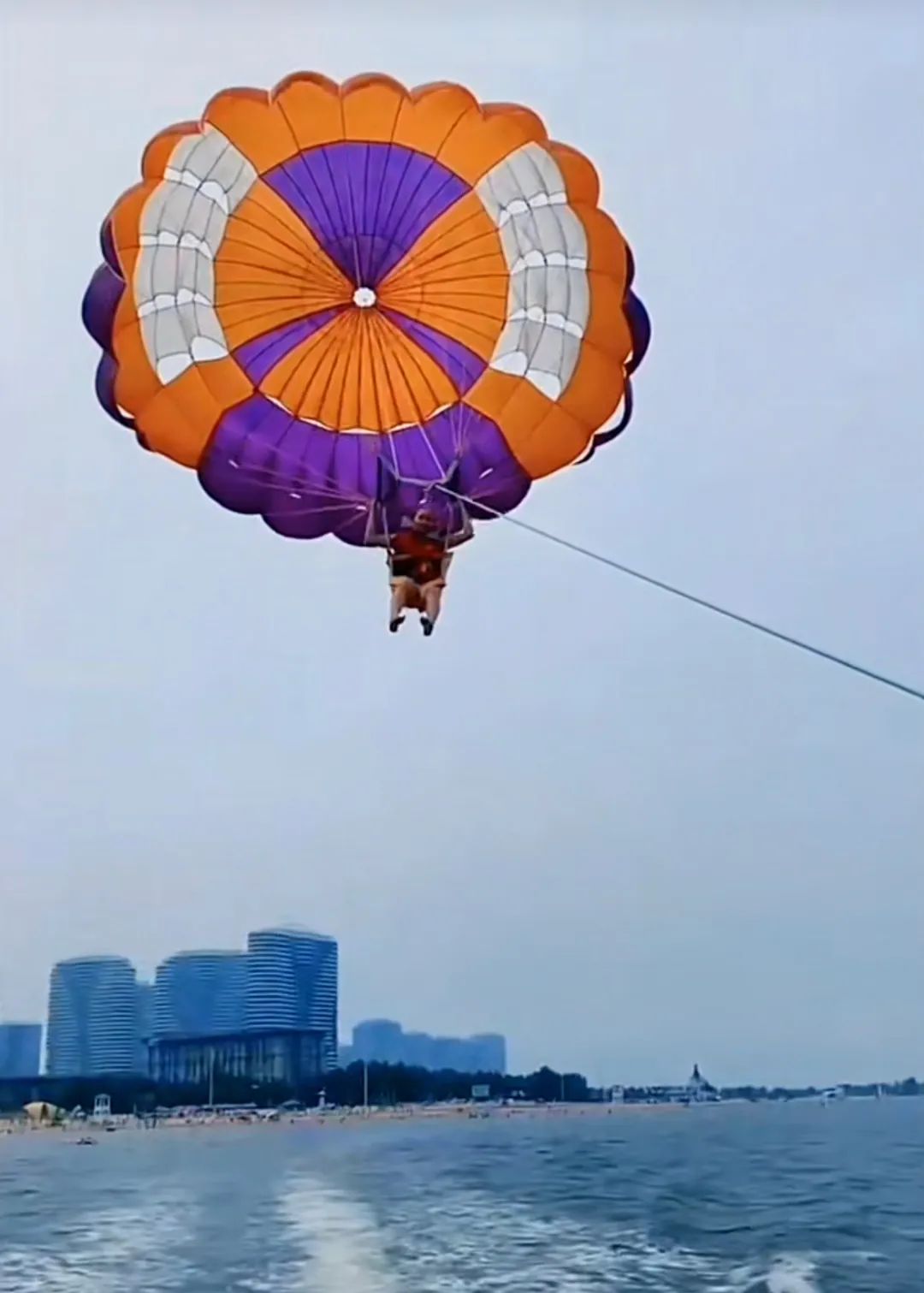 东戴河什么季节旅游好,夏天去东戴河住哪里好