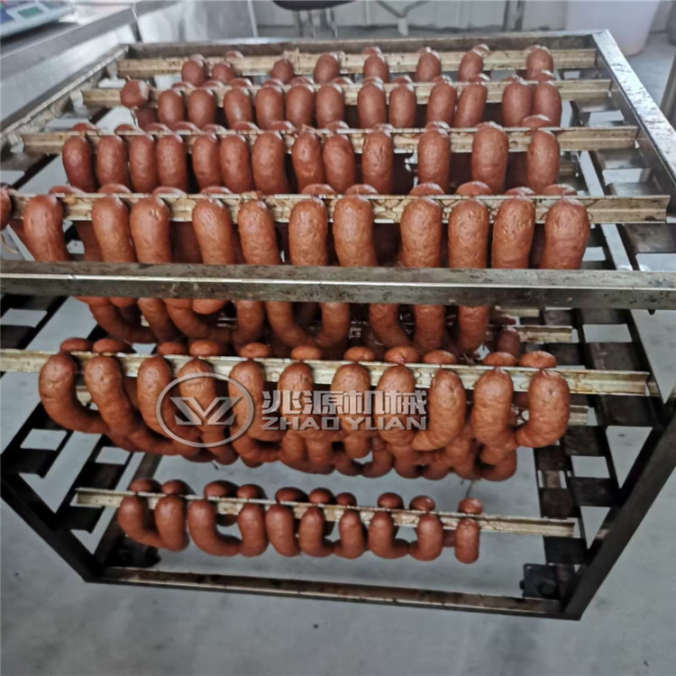 烤肠烟熏炉厂家,正宗哈尔滨红肠烟熏炉