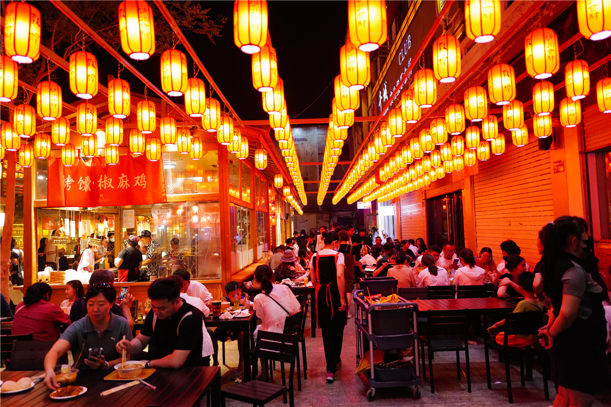 敦煌沙洲夜必吃美食,敦煌特色夜间美食