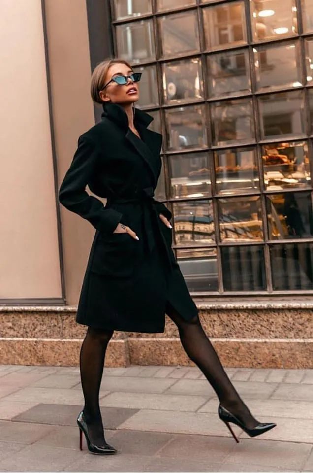 基本款必备鞋子有哪些款式,比较时髦的鞋