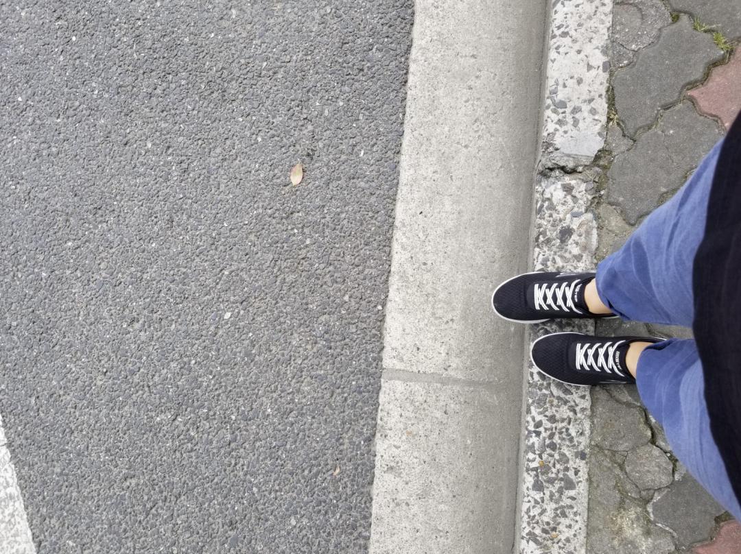 为了「反网暴」，这届年轻人集体换成同一个粉色头像