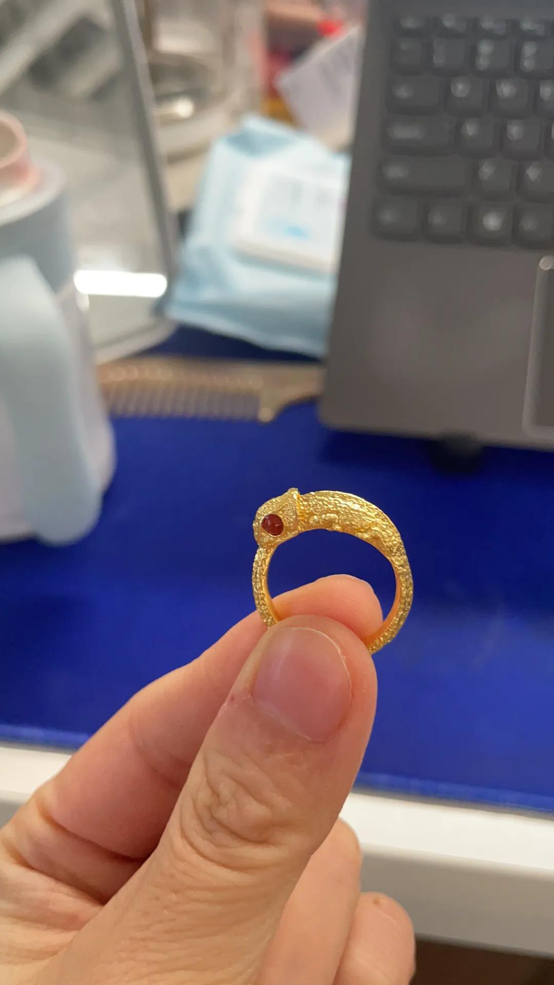 6年前买黄金买到750咋办,6年前买的黄金4000现在多少钱