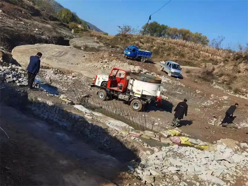 移动混凝土搅拌站厂家报价,混凝土搅拌机生产厂家移动式