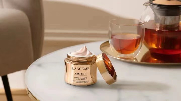 22岁抗初老面霜,22岁开始可以使用的抗老面霜