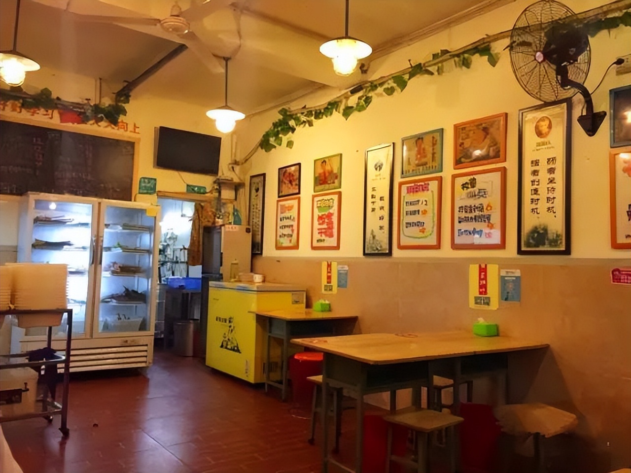 成都到青岛自驾游住宿攻略,成都旅游住宿攻略及费用