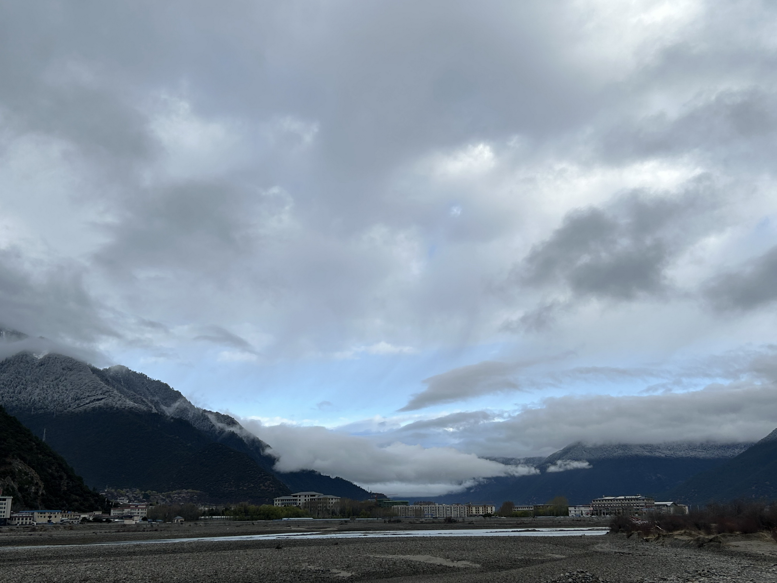 雪域林芝桃花图片 (在雪域江南西藏林芝邂逅漫山桃花)