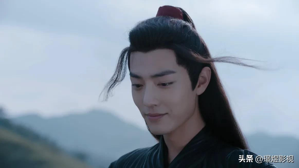 魏无羡穿陈情令衣服,陈情令魏无羡为什么穿红色衣服