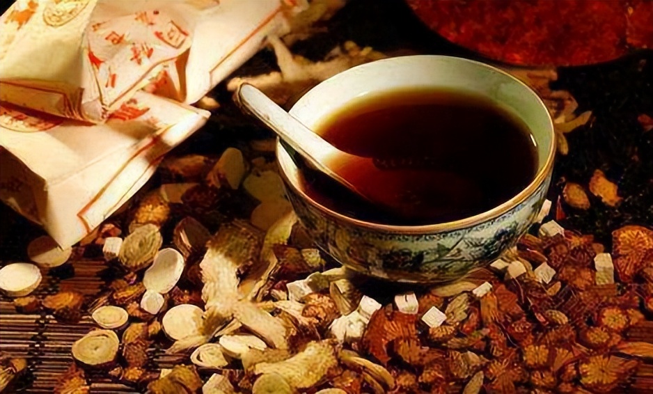 传统王氏解痈汤治疗,热毒蕴结型肛痈疼痛难忍?专家:这样治不痛