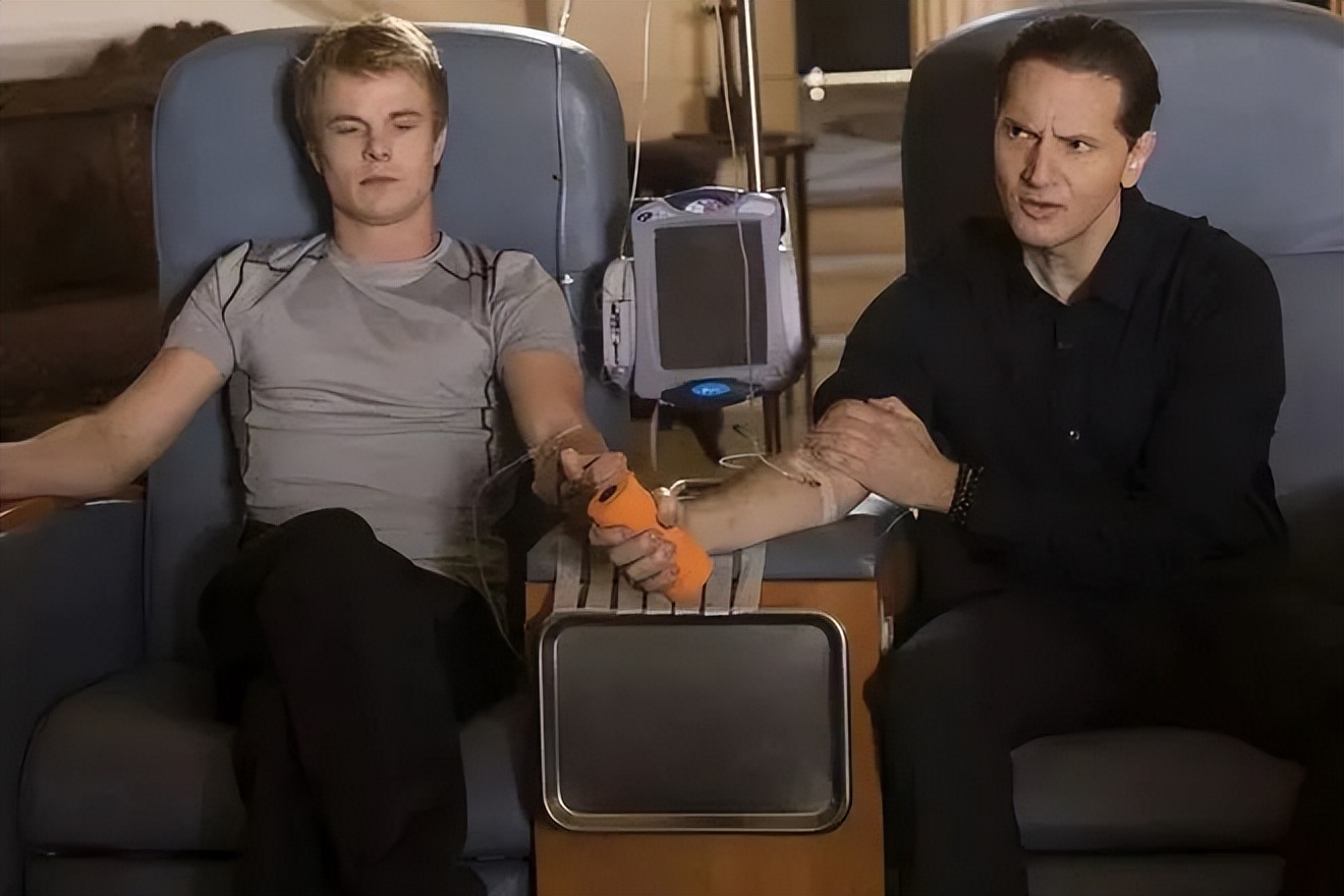 药丸一个50万，补脑一针86万…想续命的顶级富豪被“收割”