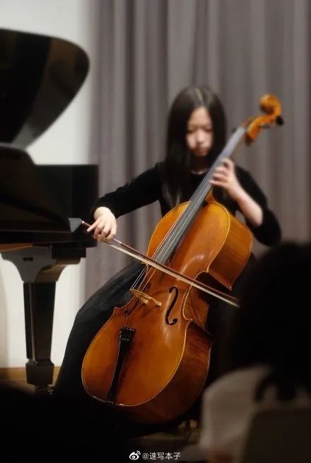 同一个世界不同的人,同一个世界不同的爹妈